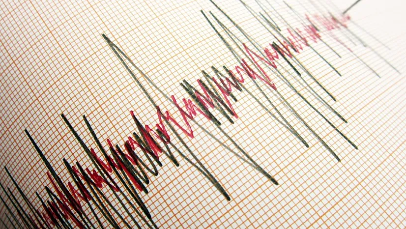 SON DAKİKA! Elazığ'da 4,9 büyüklüğünde deprem