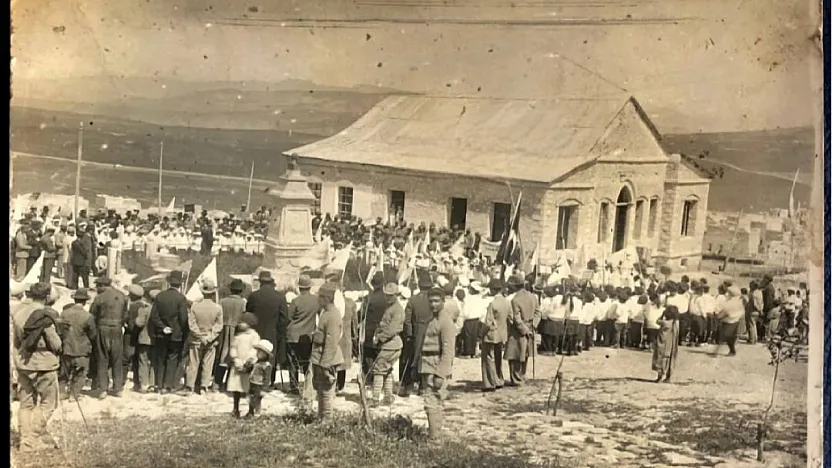 1934 Yılında Açılan Siirt Halk Evi'nin Fotoğrafları Gün Yüzüne Çıktı