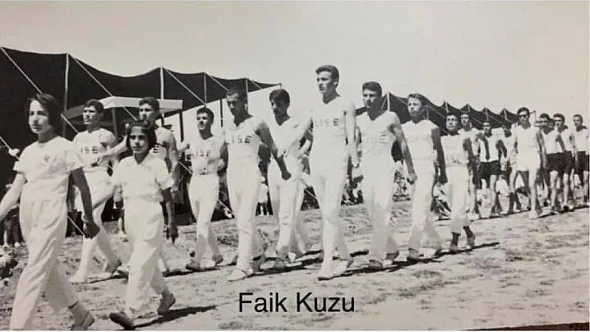 1963 Yılından 19 Mayıs Kutlamalarına Ait Nostaljik Siirt Fotoğrafları Ortaya Çıktı