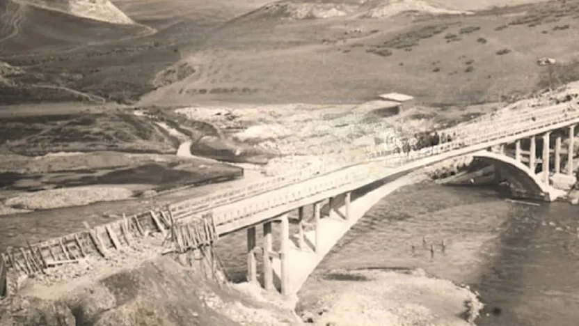90 Yıllık Fotoğraf Gün Yüzüne Çıktı: Başur Köprüsü'nün İnşaat Görüntüleri Bulundu