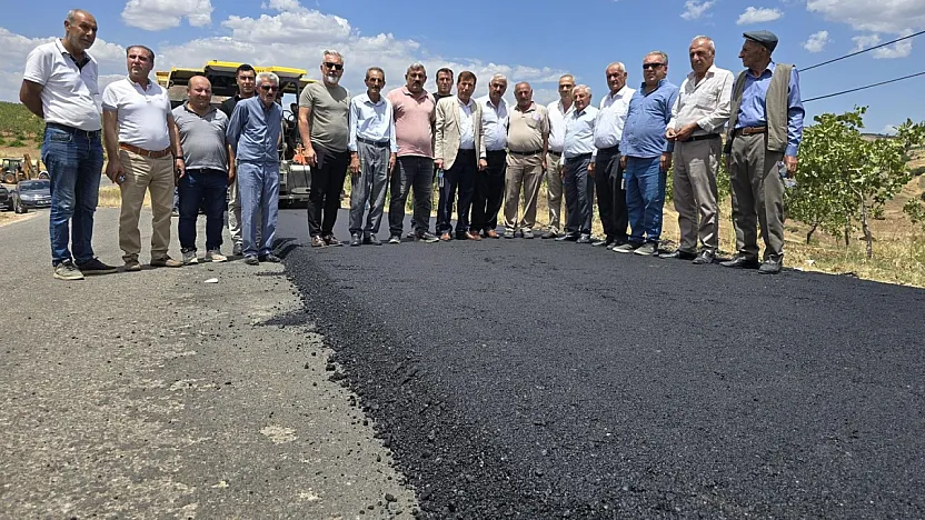 Atabağı-Bölüktepe Yolu 30 Yıl Sonra İlk Kez Sıcak Asfaltla Kaplandı