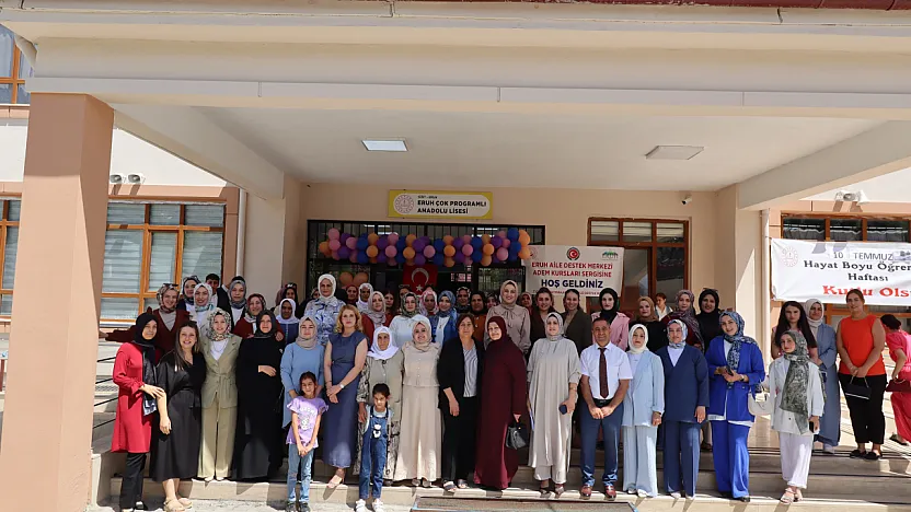 Eruh'ta Hayat Boyu Öğrenme Sergisi Yoğun İlgi Gördü