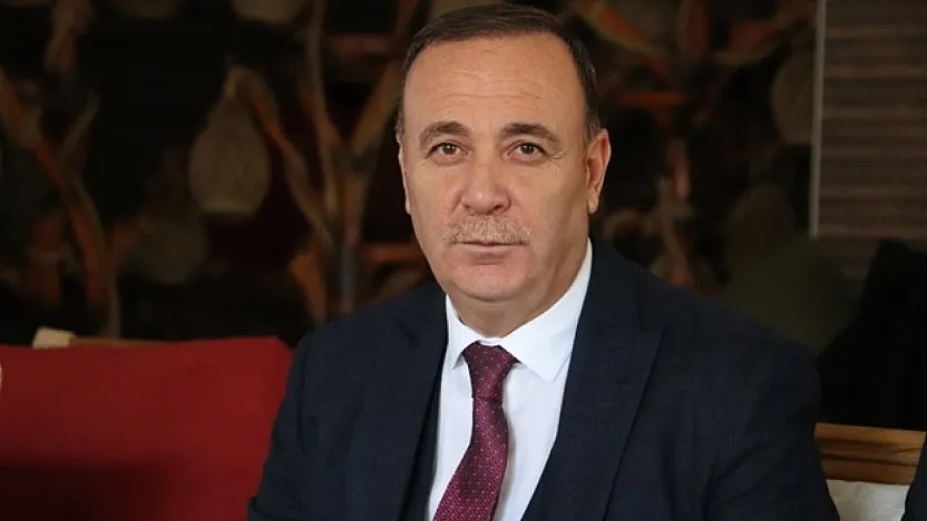 Eski Siirt Milletvekili Osman Ören'den Kurban Bayramı Mesajı: 'Bayramlar, Kardeşlik ve Dayanışma Ruhunun En Güzel Şekilde Yaşandığı Zamanlardır'