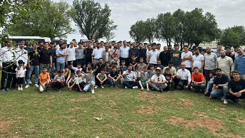 HÜDA PAR Siirt'te Gençlik Etkinliği Düzenledi! Serkan Ramanlı da Katıldı