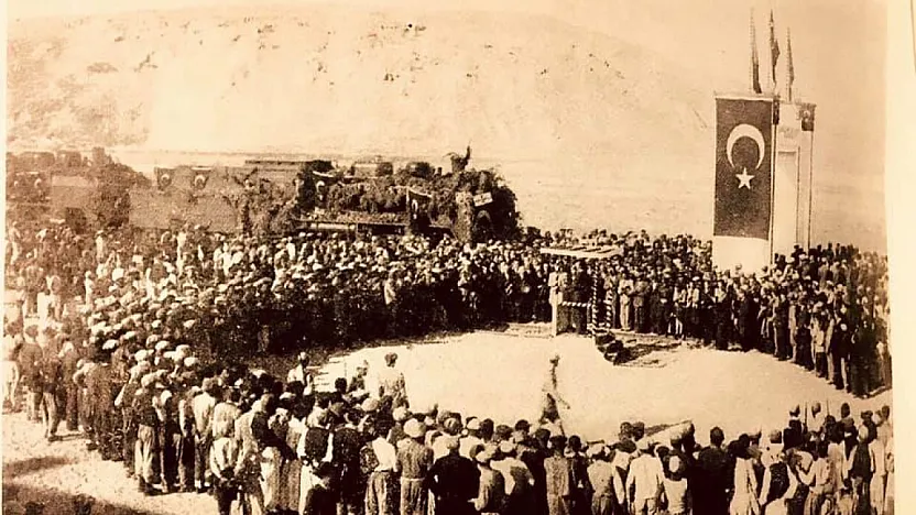Kurtalan'da 1944 Yılında Başlayan İlk Tren Seferlerine Ait Fotoğraflar Ortaya Çıktı