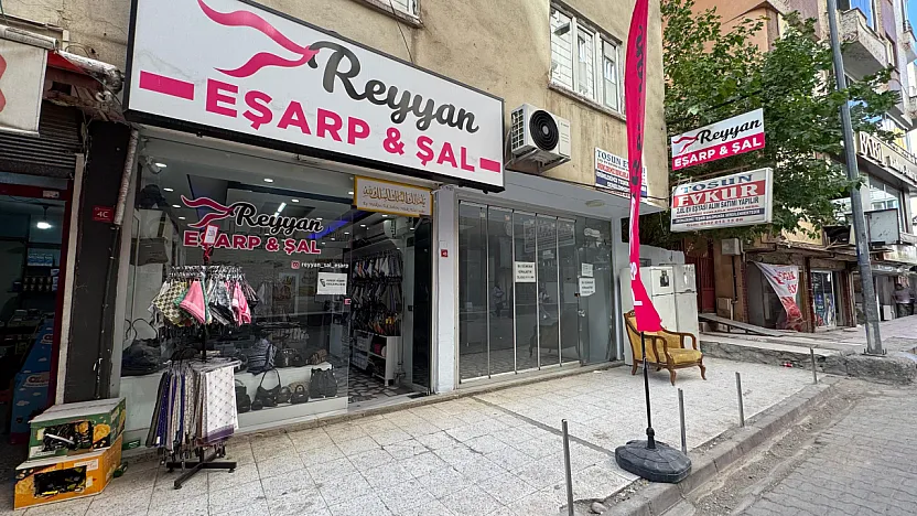 Reyyan Şal ve Eşarp Dünyası Siirt'te Hizmete Girdi: Dünya Markalarında Yaz İndirimi Başladı