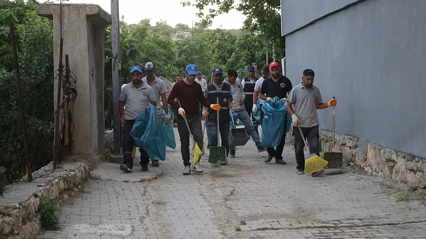 Siirt Belediyesi'nden Kapsamlı Temizlik Hamlesi: Kent Genelinde Hijyen Çalışmaları Sürüyor