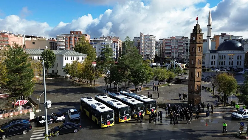 Siirt Belediyesi'nden Ulaşım Hamlesi: 14 Yeni Halk Otobüsü Tanıtılacak