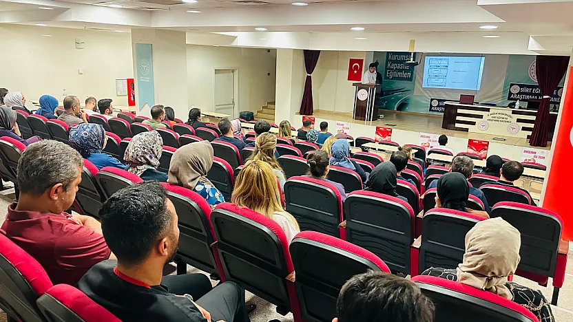 Siirt Eğitim ve Araştırma Hastanesi'nde Sıtma ile Mücadele Eğitimi Verildi