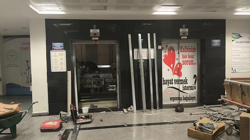 Siirt Eğitim ve Araştırma Hastanesi'nde Asansörlere Bakım Başladı