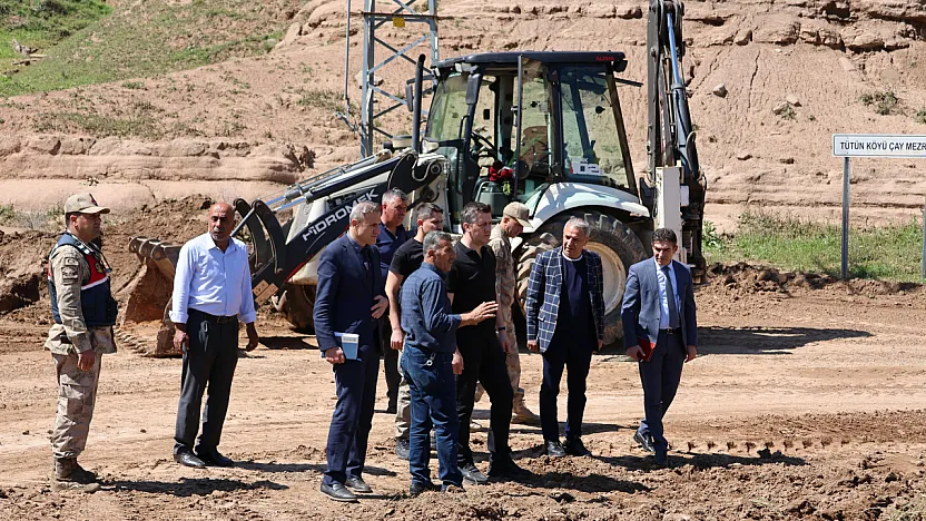 Siirt Kırsalında Altyapıya Güçlü Dokunuş! Hikmet Deryalar: Siirt'in Yol Haritasını Kırsala Taşıyoruz