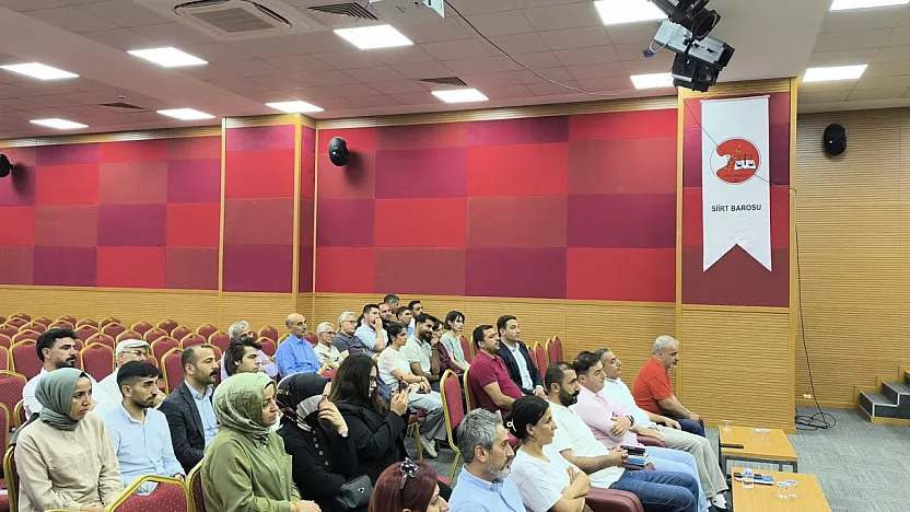 Siirt'te 15 Mayıs Kürt Dil Bayramı Nedeniyle Panel Düzenlendi