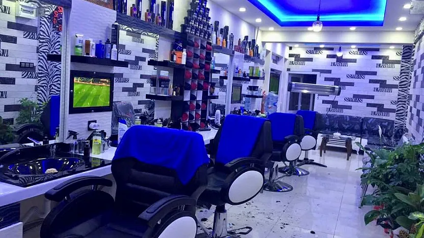 Siirt'te Berber ve Kuaförler Kurban Bayramı Öncesi Pazar Günü Kapalı Olacak Mı? Merakla Beklenen Açıklama Geldi