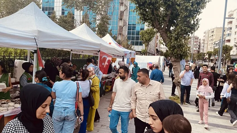 Siirt'te Gazze İçin Gönüller Bir Oldu: Hayır Çarşısına Yoğun İlgi