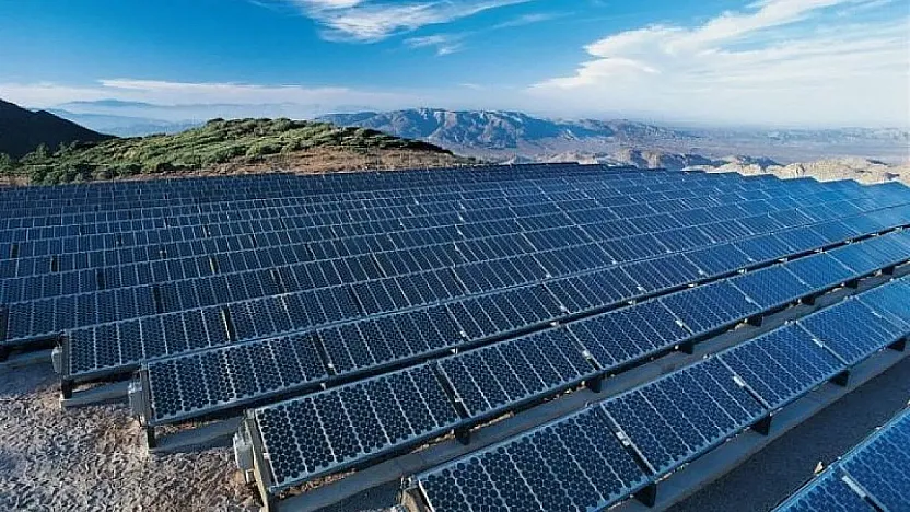Siirt'te Üç Yeni Güneş Enerji Santrali Projesine ÇED Onayı Verildi