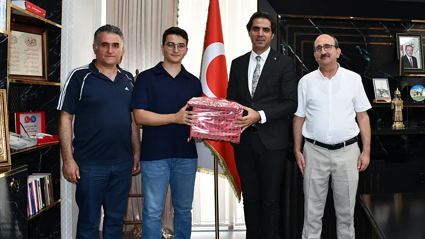 Siirtli Öğrencilerden Türkiye Birinciliği Gururu!