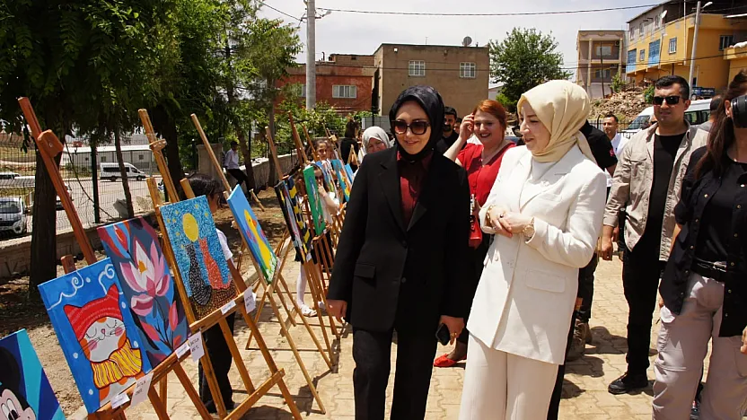 Şirvan'da Hayat Boyu Öğrenme Haftası Kapsamında Yıl Sonu Sergisi Açıldı