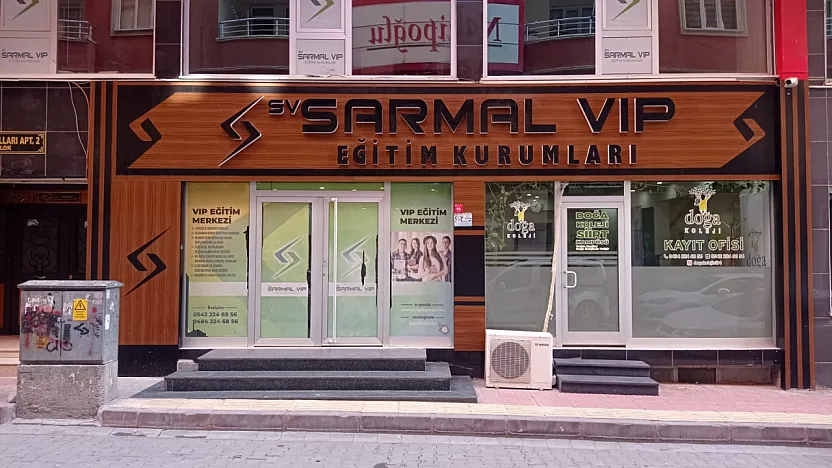 YKS 2025'e Siirt'ten Damga: Türkiye Birincileri ve Tıp Başarıları Sarmal'dan