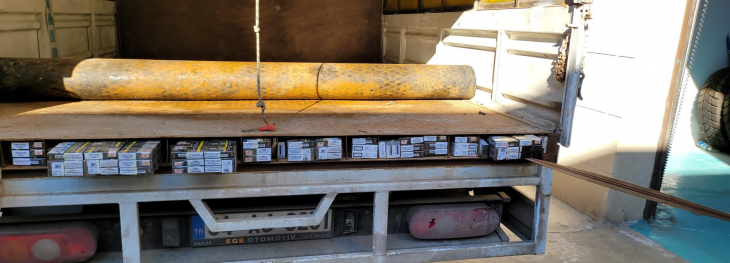 Siirt'te Yüzlerce Paket Gümrük Kaçağı Sigara Ele Geçirildi: 1 Gözaltı