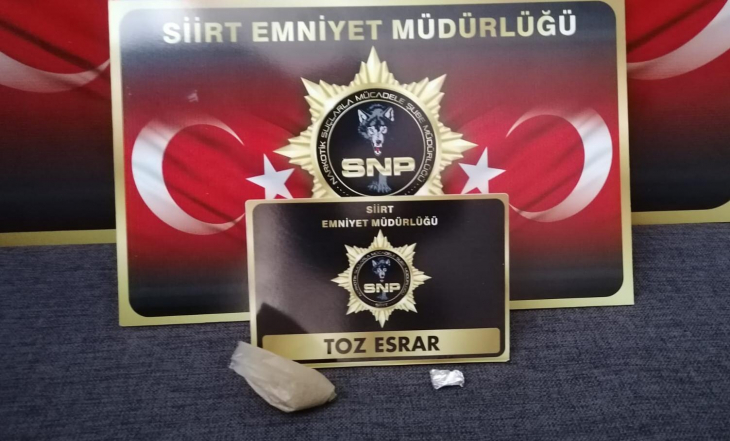 Siirt'te Uyuşturucu Tacirleri Bitmek Bilmiyor! 2 Gözaltı