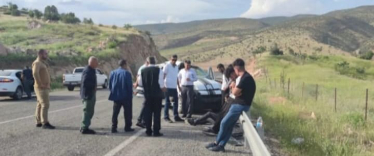 Siirt'te Otomobil Takla Attı: 4 Yaralı