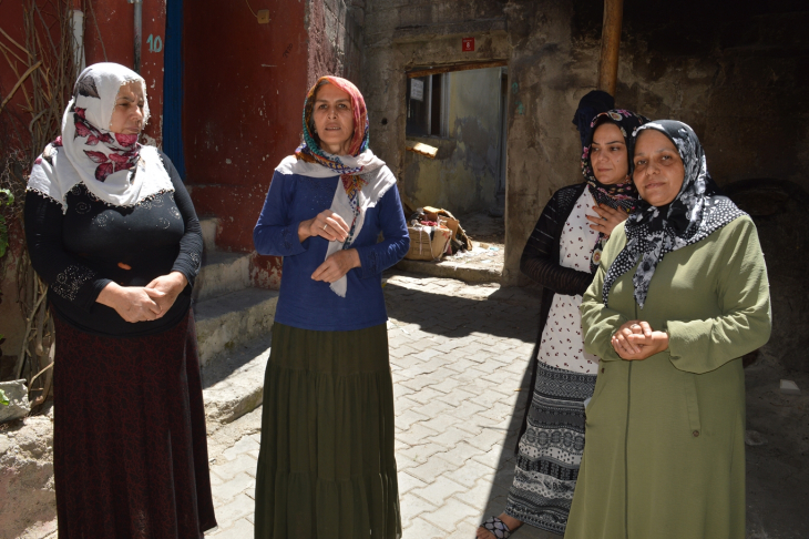 Siirt'te Metruk Binalar Korku Salıyor! Mahalleli Tedirgin