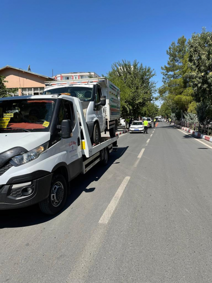 Siirtli Sürücüler Dikkat! O Araçlar Kaldırılmaya Devam Ediyor