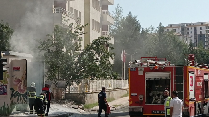 Siirt'te 2. Kez Patlayan Trafo Yine Yandı! Olan Esnafa Oldu