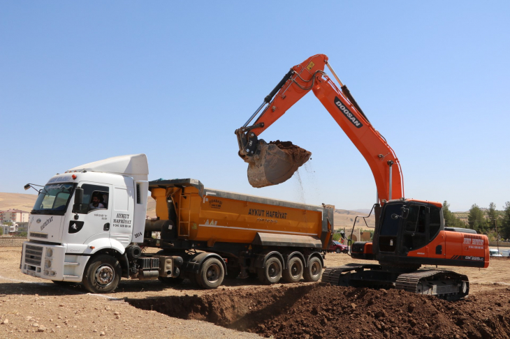 Kurtalan İlçe Terminali Projesinin Temeli Atıldı