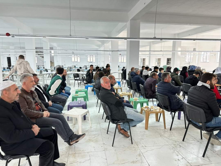 Siirt Atabağı Beldesinde Tekstil Fabrikasında İşe Girecekler İçin Kura Yapıldı