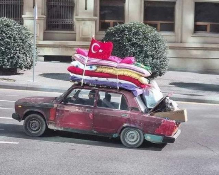 Aracına yüklediği yorganlarla Türkiye'nin yardımına koşan Azerbaycanlı Beşirli ilk kez konuştu: Çok kederliyiz