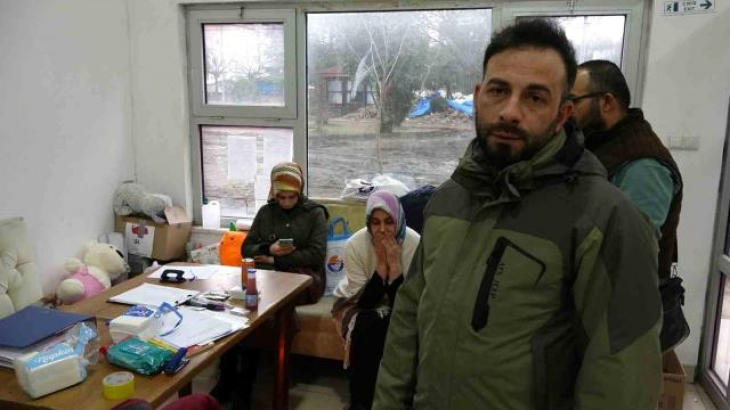 İçi altın dolu ayakkabıyı yanlışlıkla deprem bölgesine gönderdiler! Şimdi samanlıkta iğne arar gibi arıyorlar