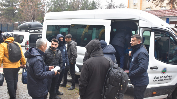 Siirt Belediyesi Deprem Bölgesine 85 Kişilik Destek Ekibi Gönderdi