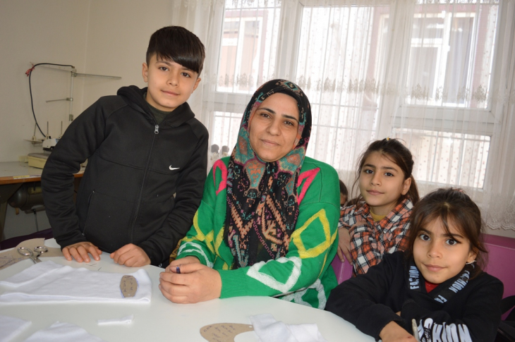 Siirtli Kadınlar Depremzede Çocuklar İçin Oyuncak Üretimine Başladı!