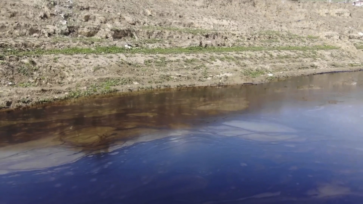 Batman Çayı ve Dicle Nehri'ne ham petrol sızdı