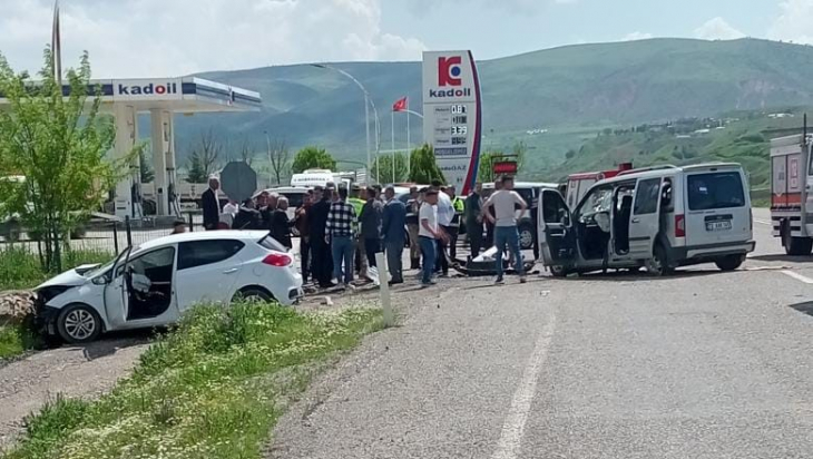 Siirt'te Bayramın İlk Günü Yollar Kana Bulandı: 15 Yaralı