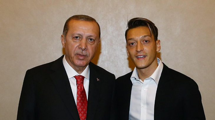 AK Parti'de Mesut Özil sürprizi