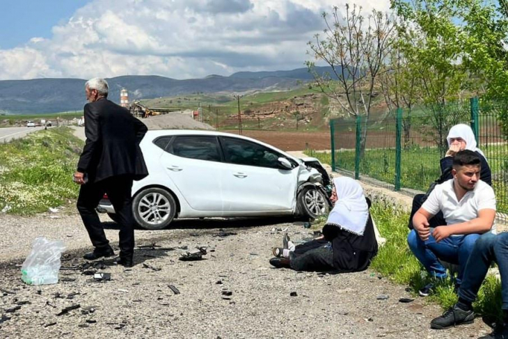 Siirt'te Bayramın İlk Günü Yollar Kana Bulandı: 15 Yaralı