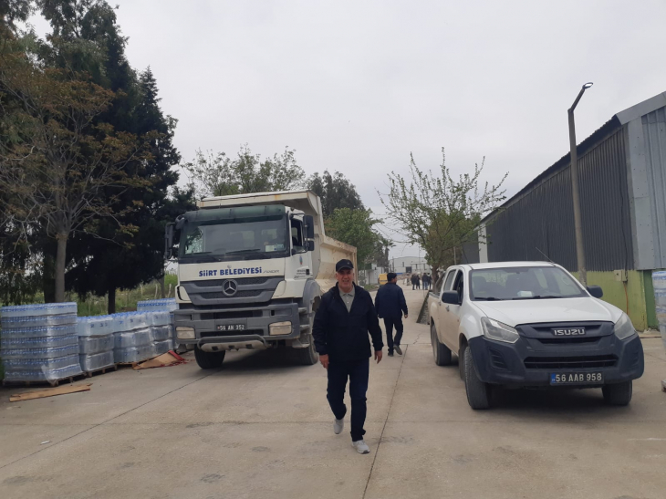 Siirt Belediyesi Ekipleri Deprem Bölgesinde Gece Gündüz Çalışıyor! Artı Siirt Deprem Bölgesinde Çalışmaları Görüntüledi