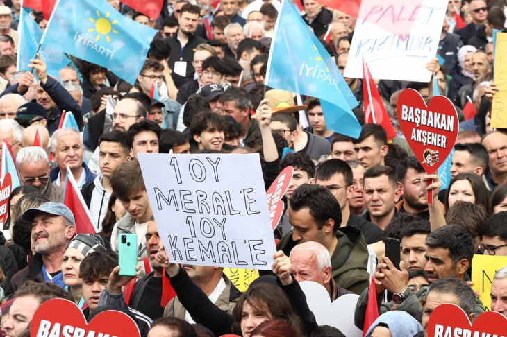 İYİ Parti Genel Başkanı Meral Akşener Sakarya'da Vatandaşlara Seslendi