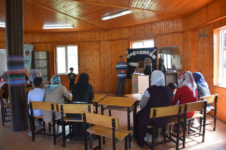 Siirt Belediyesi Kursunda Eğitim Gören Kadınlar Mezun Oldu