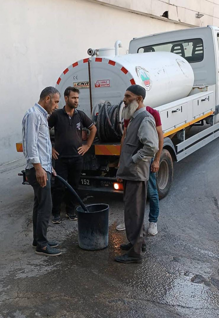 Siirt'te Hastanede Sular Kesildi: Vefat Eden Vatandaşın Cenazesi 2 Saat Yıkanmadan Bekletildi!