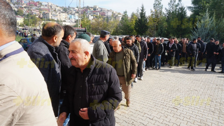 Siirtli madenci yüzlerce kişinin katıldığı cenaze töreni ile defin edildi!