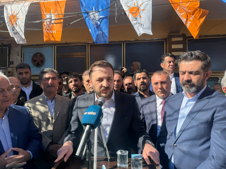 Kurtalan'da AK Parti Seçim Lokali Açılışı Yoğun Katılımla Gerçekleşti