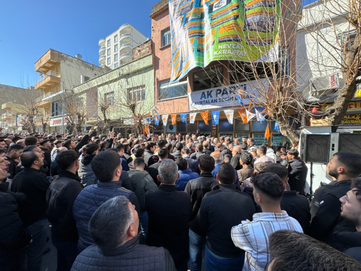 Kurtalan'da AK Parti Seçim Lokali Açılışı Yoğun Katılımla Gerçekleşti