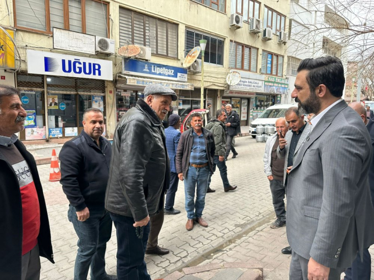 AK Parti Belediye Başkan Adayı Av. Ekrem Olgaç, Esnaf Ziyaretlerine Devam Ediyor