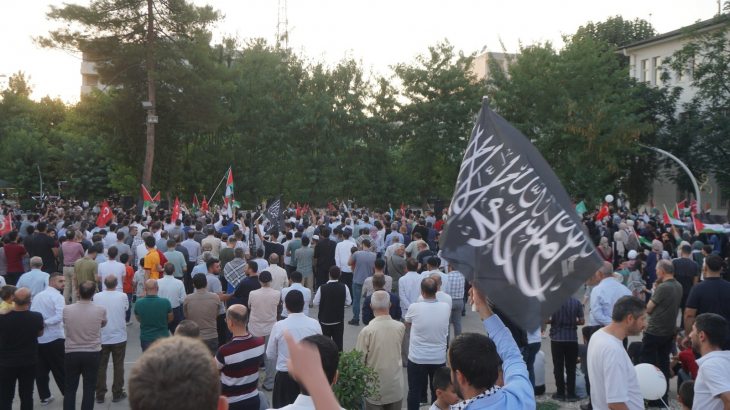 Siirt'te Hameney'in öldürülmesi yürüyüşle protesto edildi