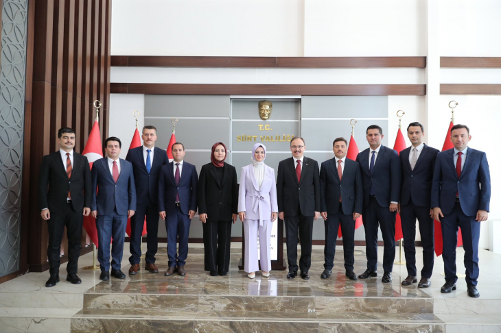 Aile ve Sosyal Hizmetler Bakanı Mahinur Özdemir Göktaş, Siirt'te