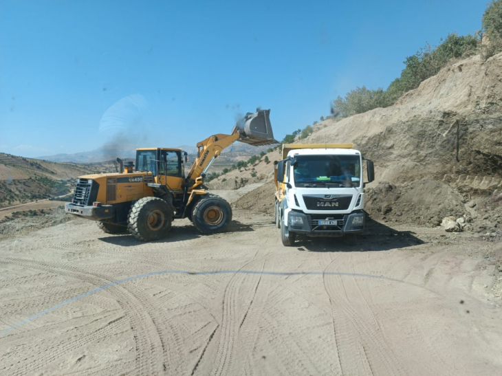 Siirt Özel İdaresi Rasıl Hacar ve Bazı Köylerde Altyapı Çalışmaları Başlattı