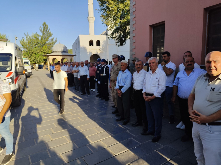 Bolu'da Nöbet Sırasında Hayatını Kaybeden Siirtli Asker Baykan'da Toprağa Verildi